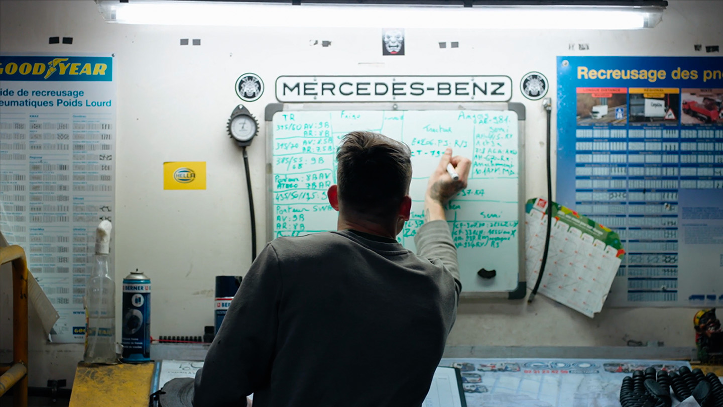 tournage vidéo film adn d'entreprise